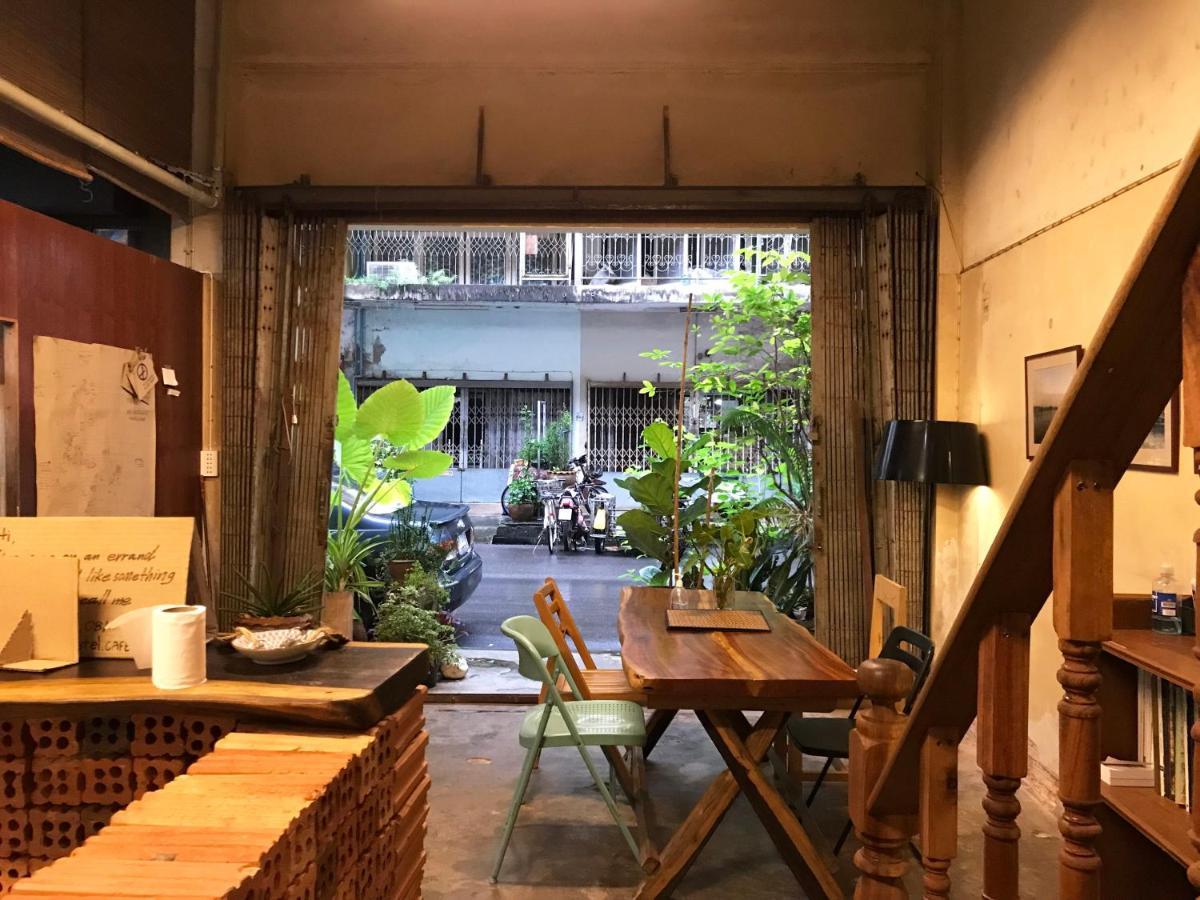 Boundary Hostel And Cafe Сураттхани Экстерьер фото
